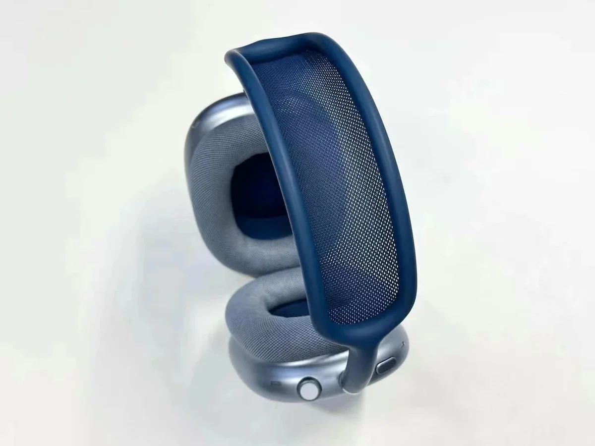 Apple AirPods Max Blue Wireless Headphones